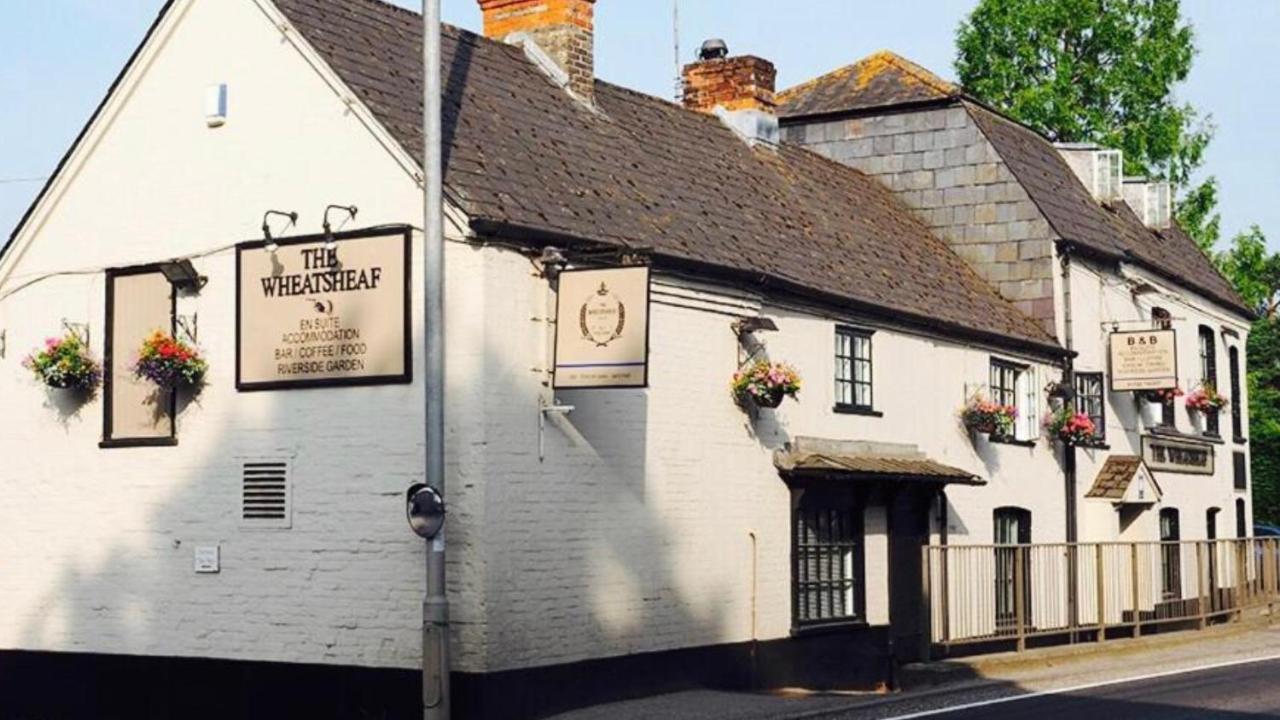 Bed & Breakfast The Wheatsheaf 3*