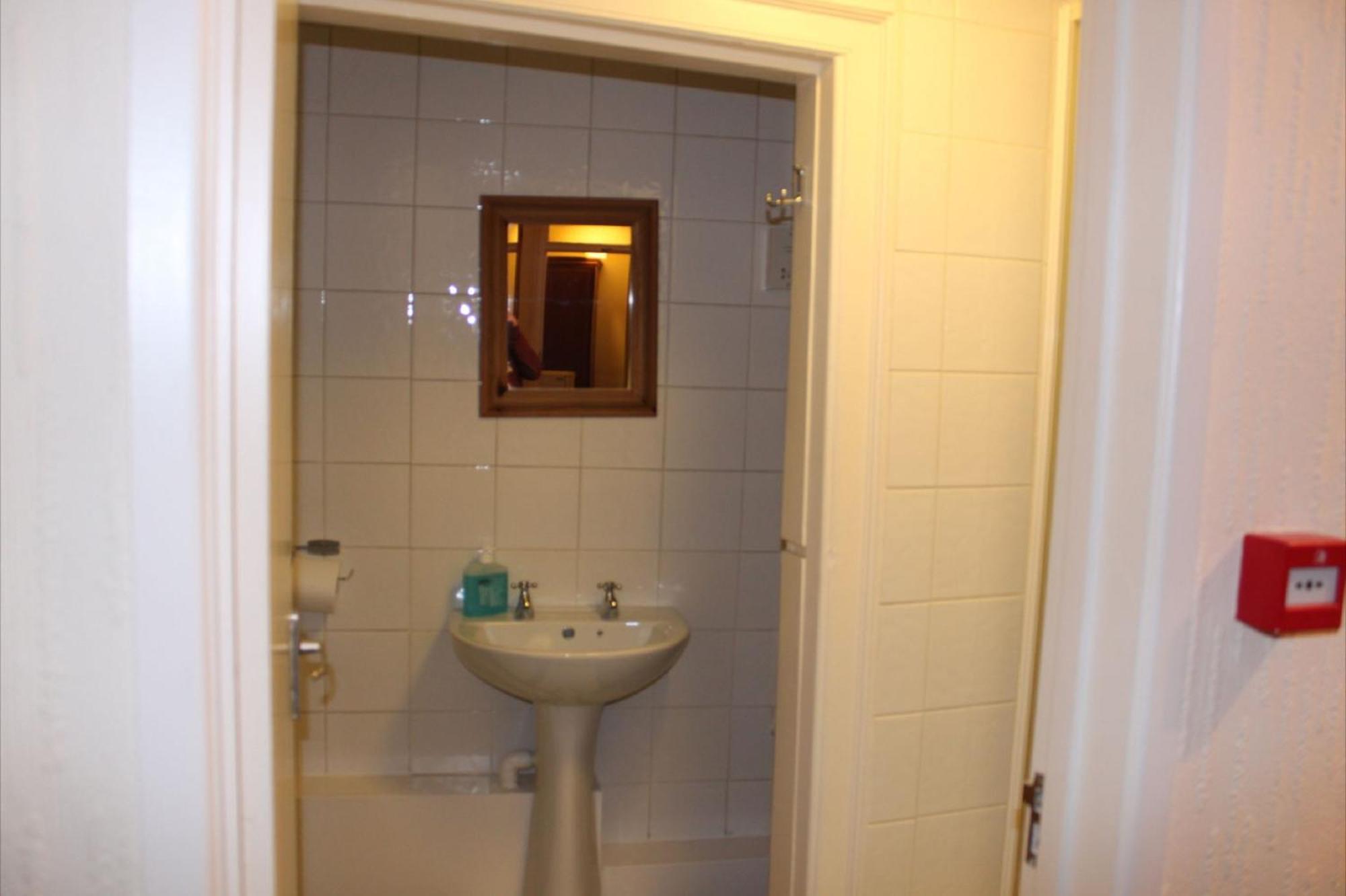 Bed & Breakfast The Wheatsheaf 3*
