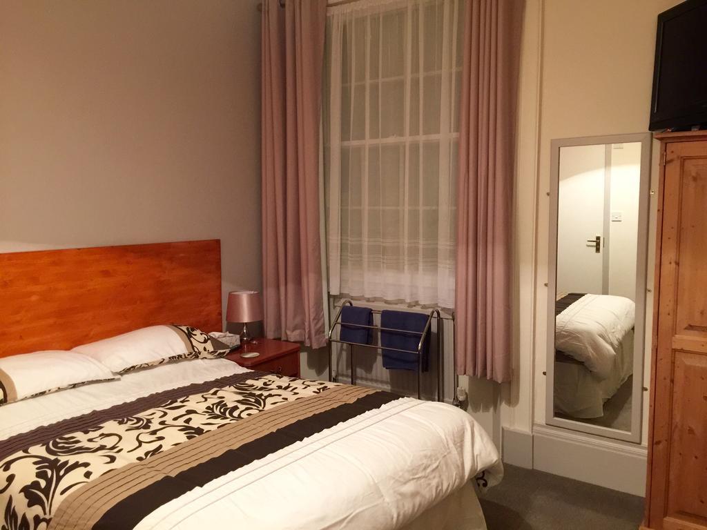 The Wheatsheaf Bed & Breakfast 3*